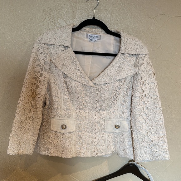 Kay Unger 2 piece suit with zip-up jacket - Picture 2 of 12